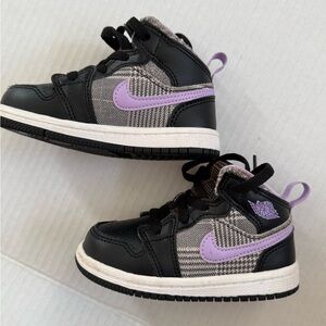 Air Jordan 1 Mid ALT SE TD 'Houndstooth’ Toddler Size 6C Lilac Black And White